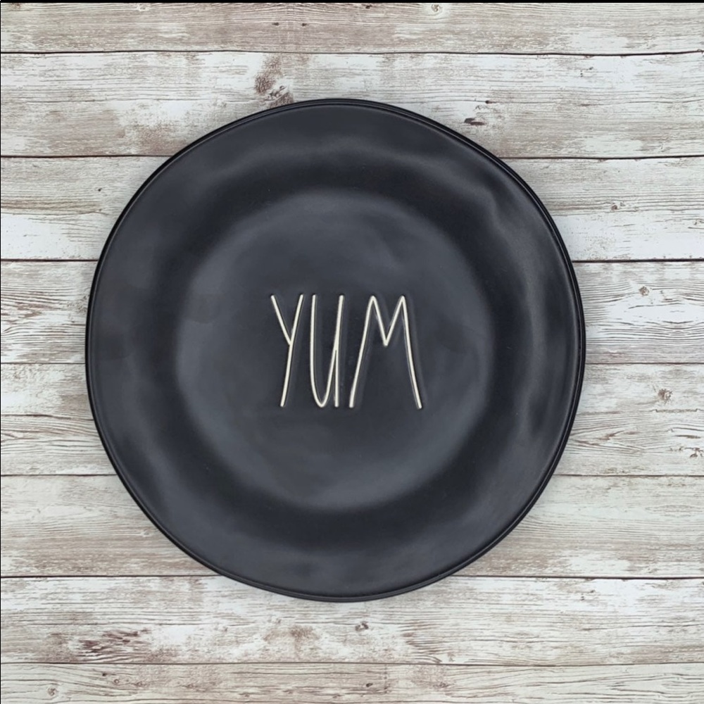 Rae Dunn YUM Plate